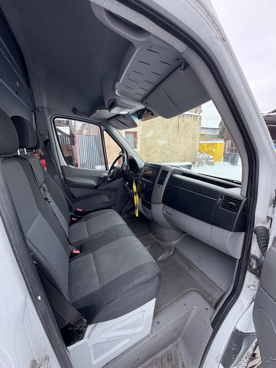 Mercedes-Benz SPRINTER - 9