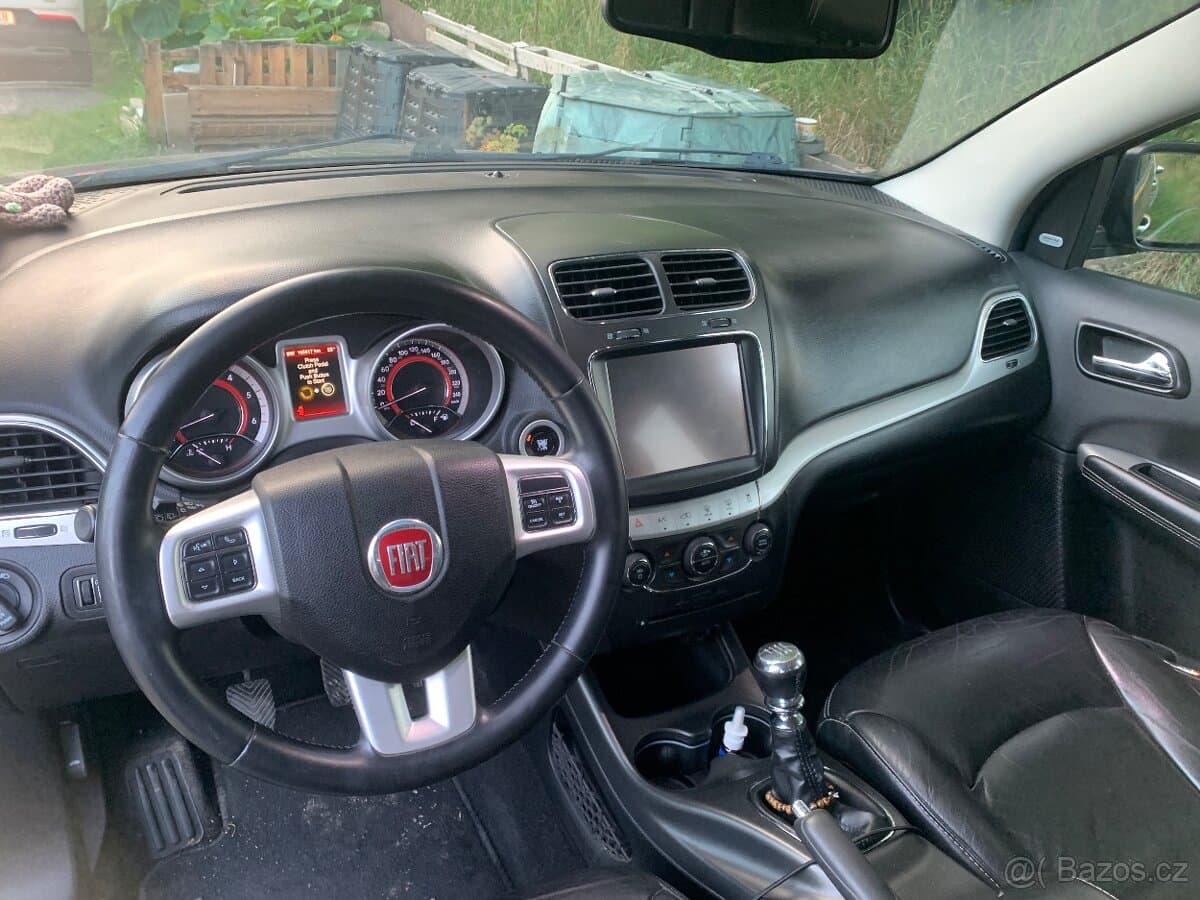 2015 Fiat FREEMONT - 9