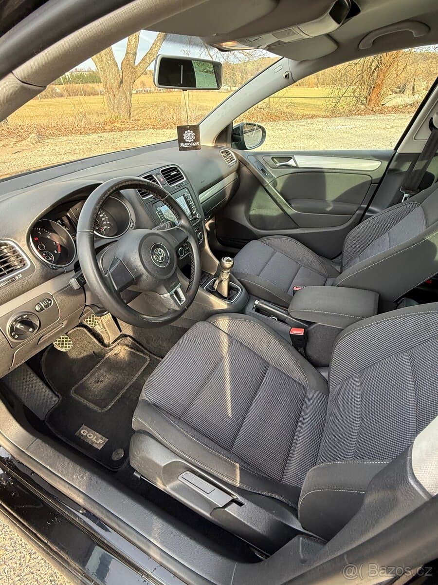 2012 Volkswagen GOLF - 9
