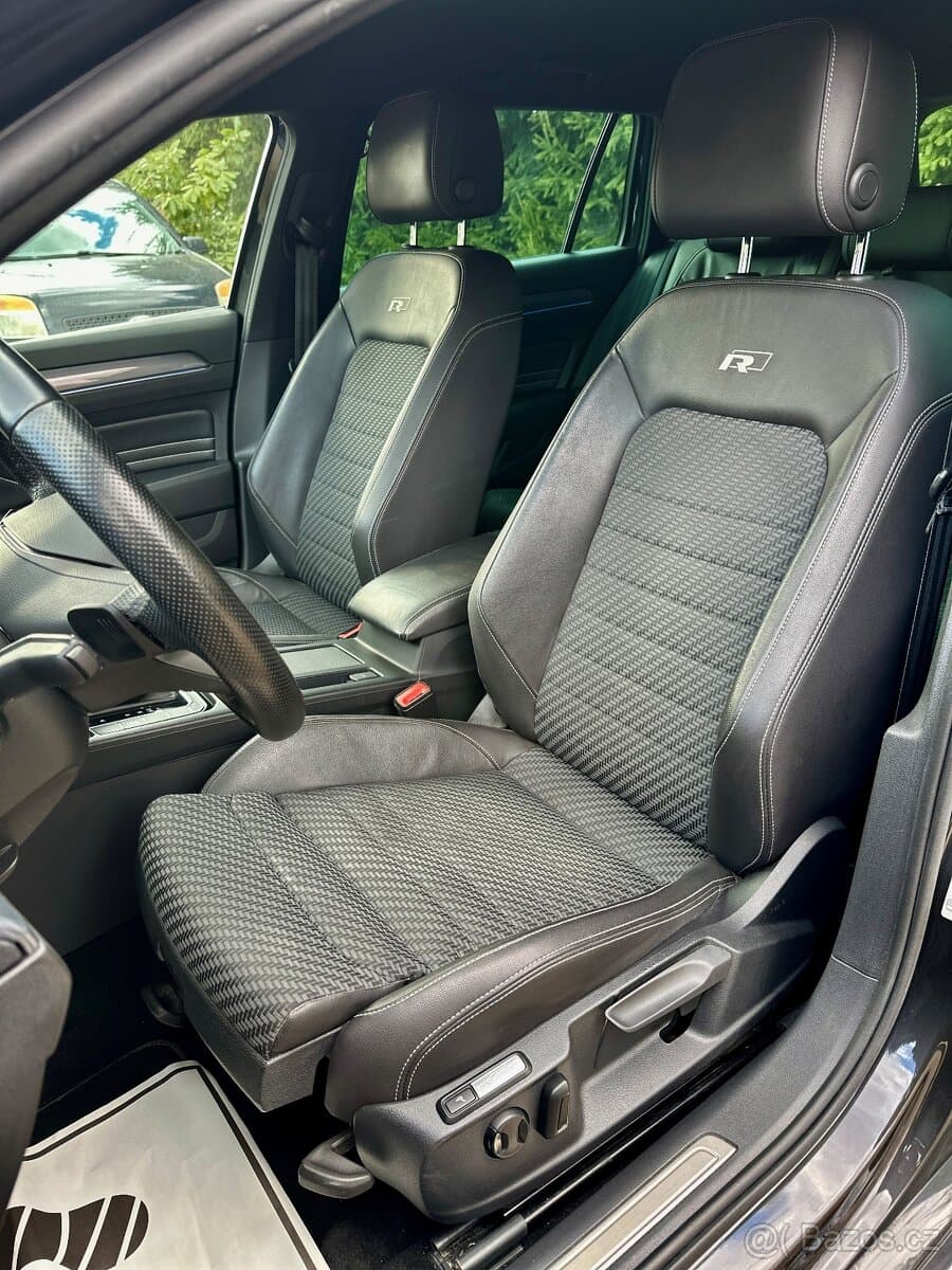 2020 Volkswagen PASSAT - 9