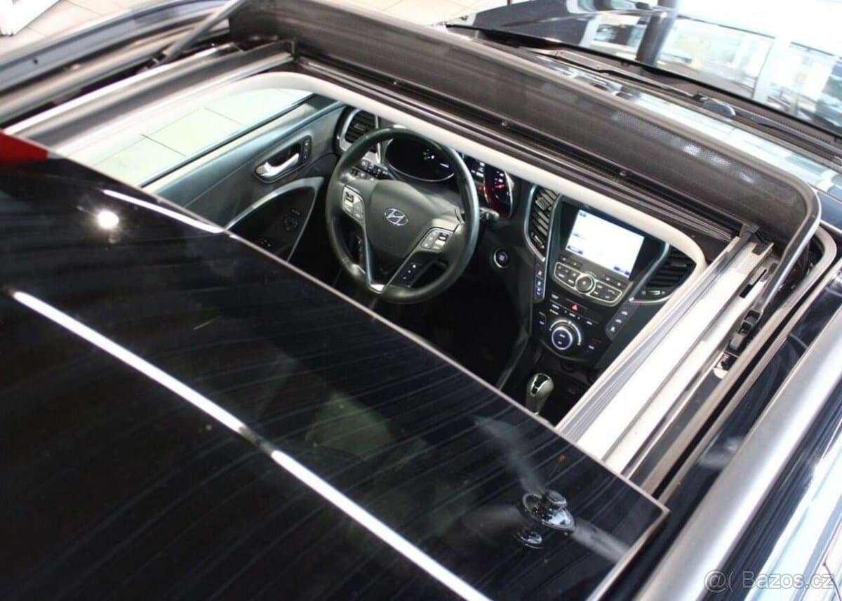 2016 Hyundai SANTA FE - 9