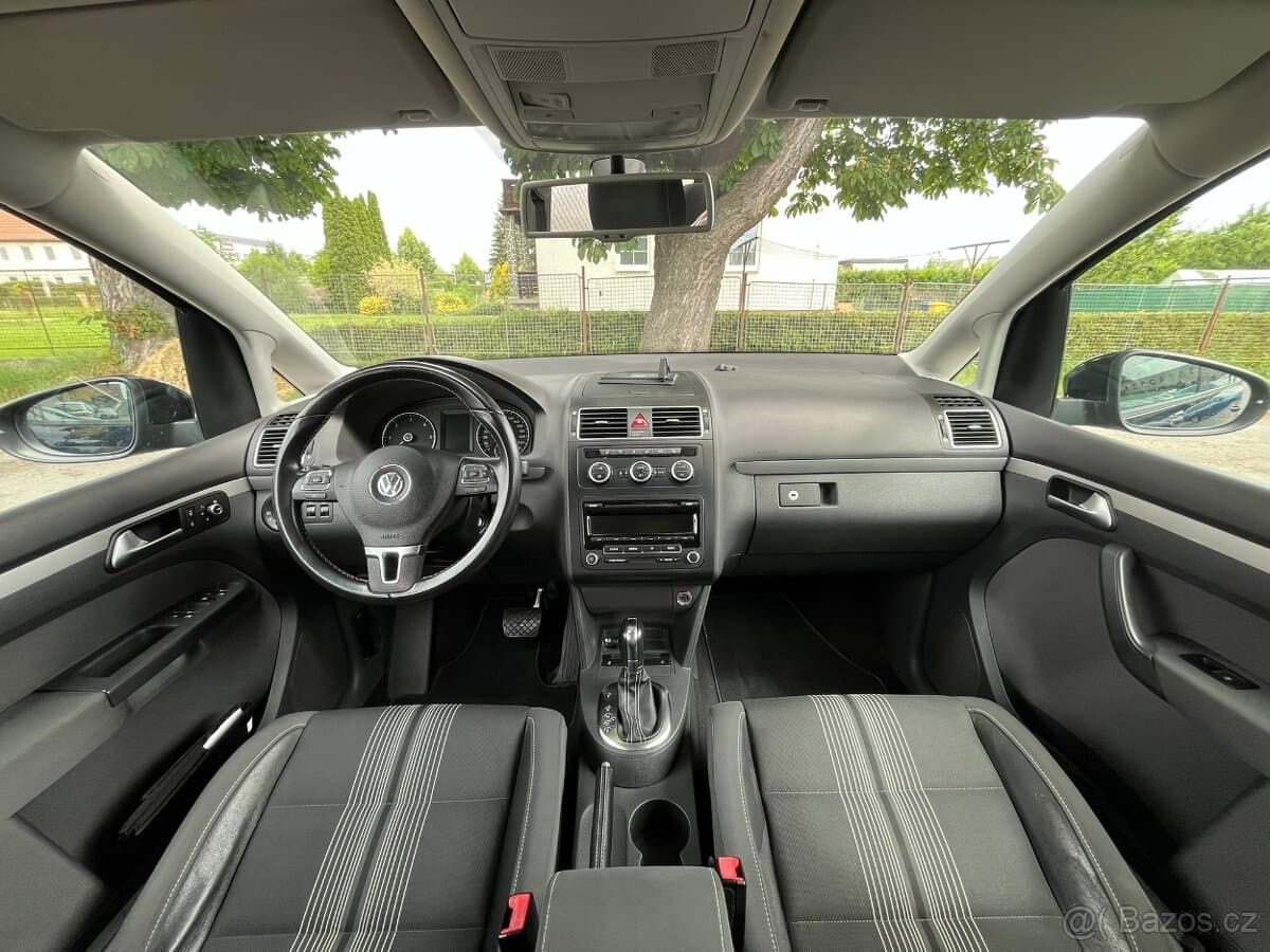 2012 Volkswagen TOURAN - 9