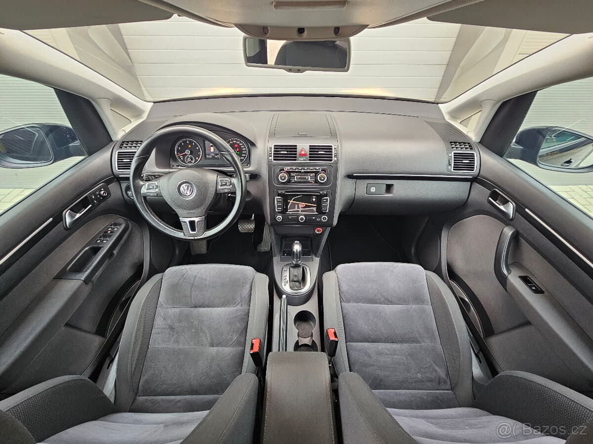 2011 Volkswagen TOURAN - 9