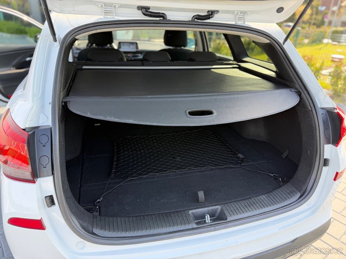 2022 Hyundai i30 - 9
