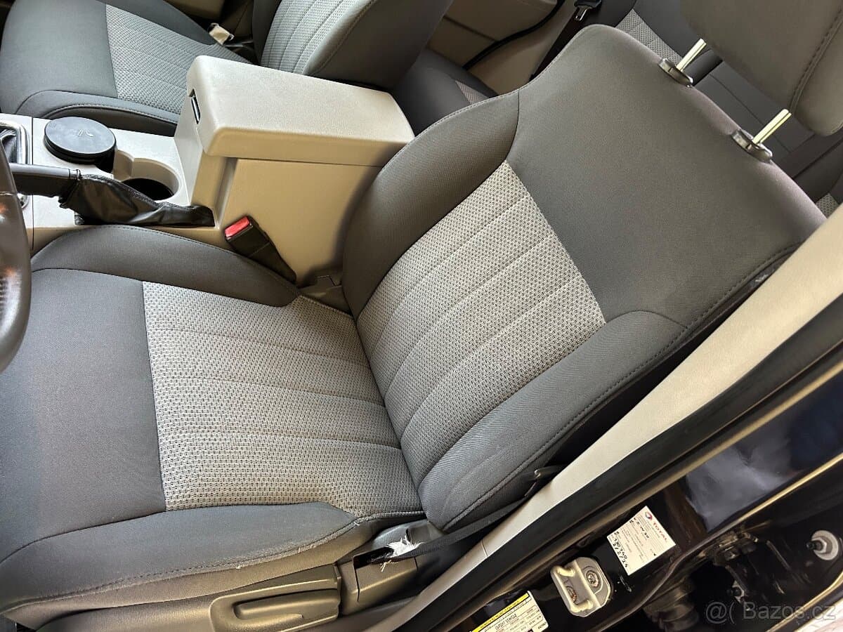 2009 Jeep CHEROKEE - 9