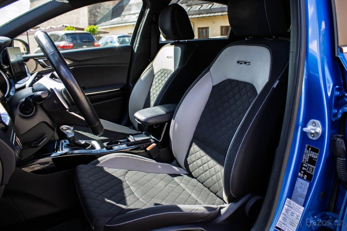 2019 Kia PROCEED - 9