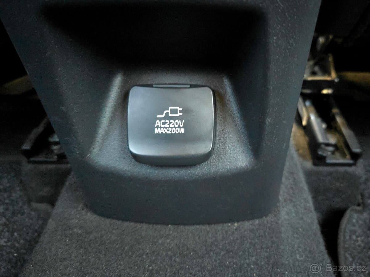 2022 Kia NIRO - 9