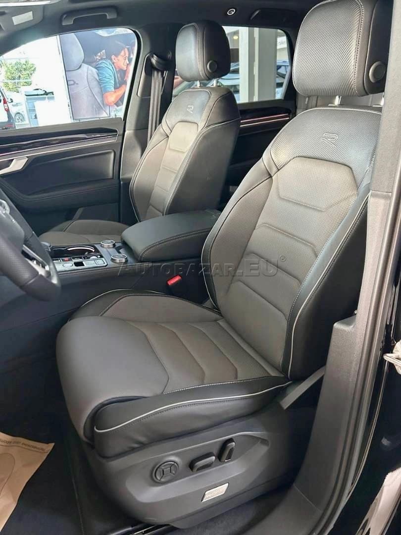2026 Volkswagen TOUAREG - 9