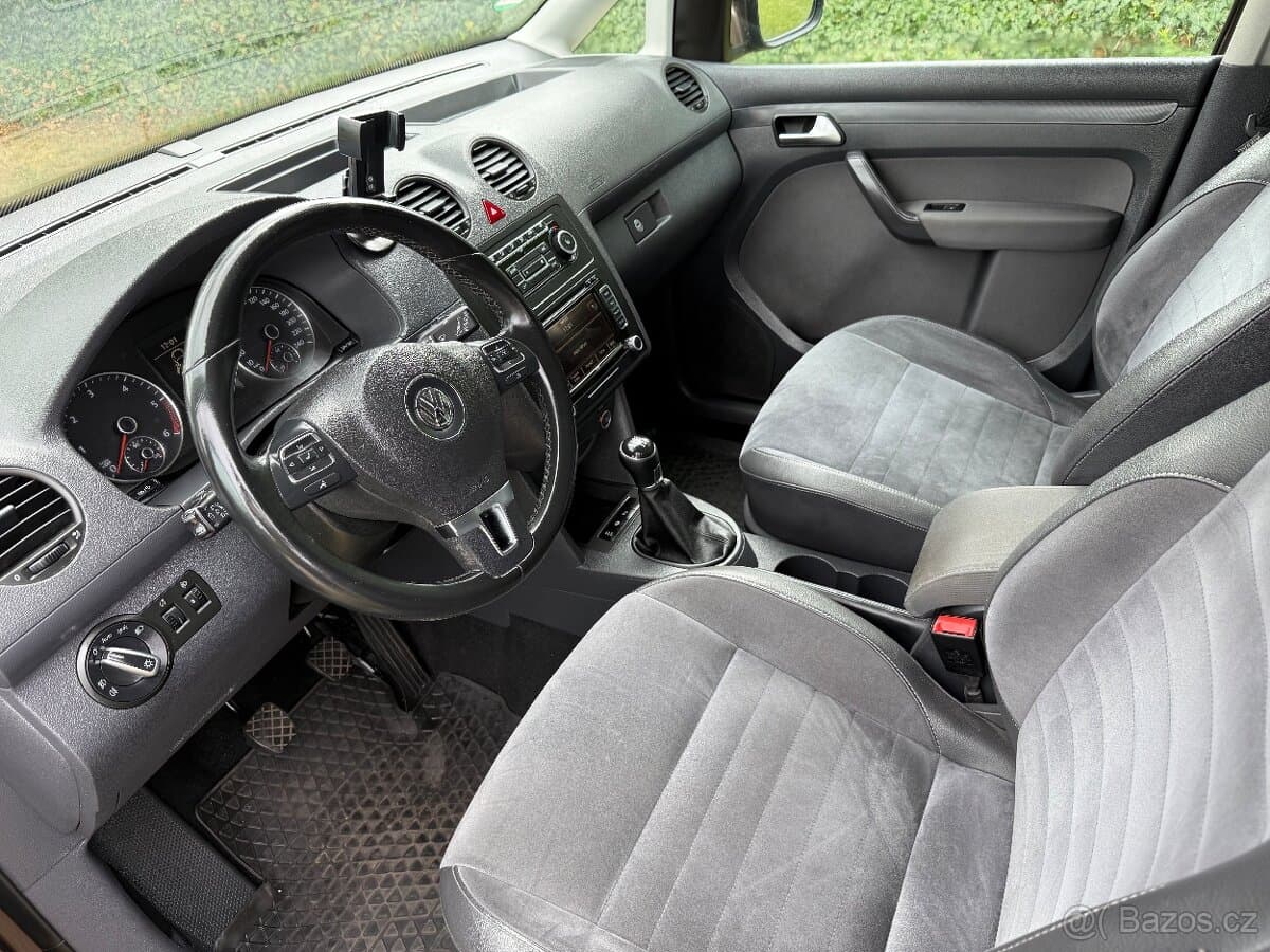 2015 Volkswagen CADDY - 9