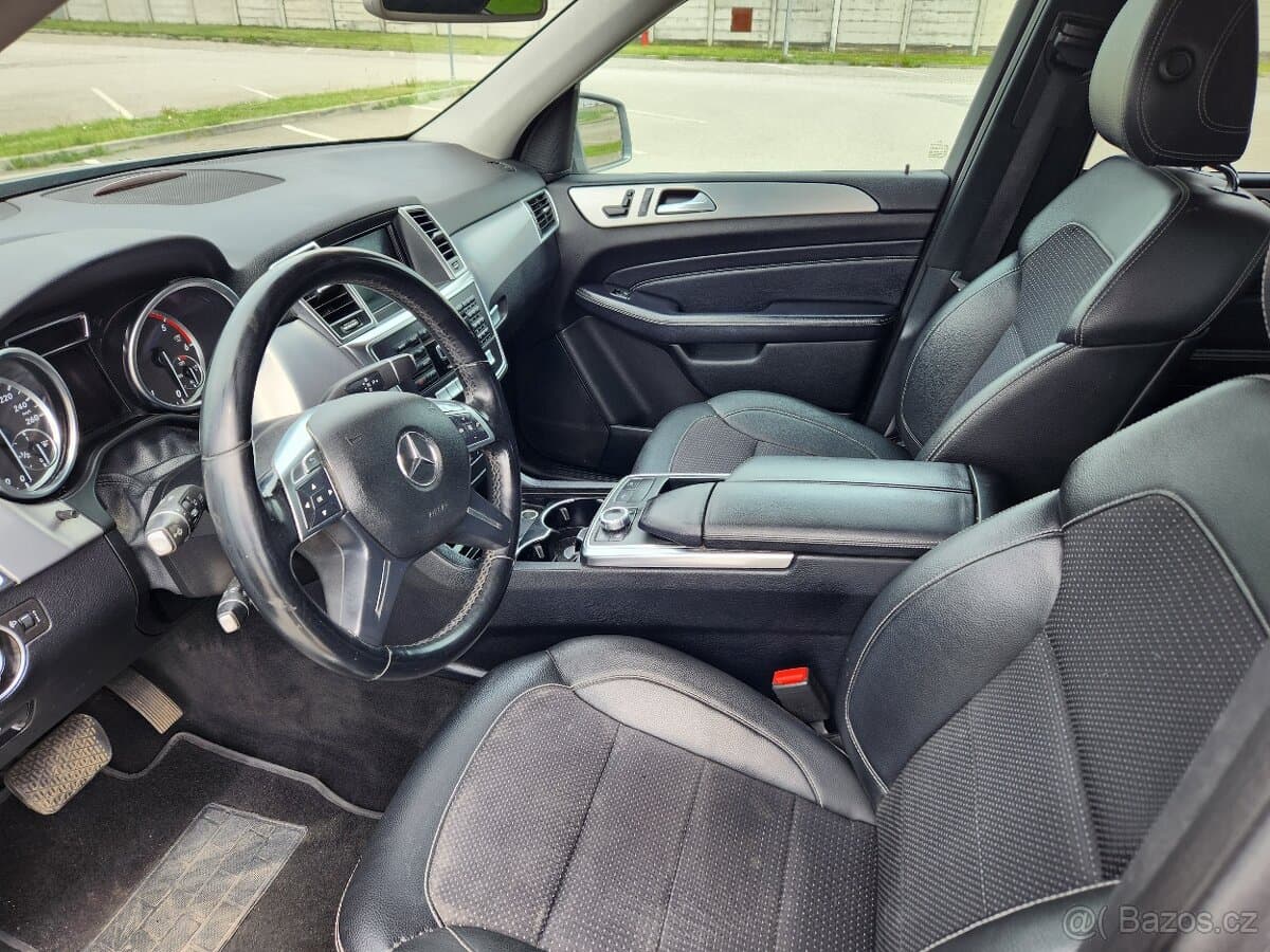 2012 Mercedes-Benz M-CLASS - 9
