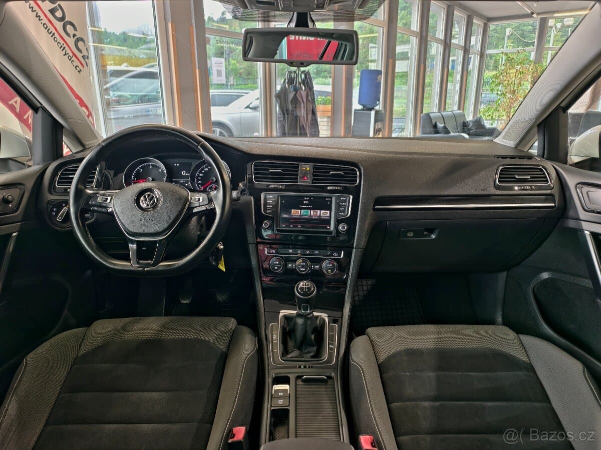 2016 Volkswagen GOLF - 9