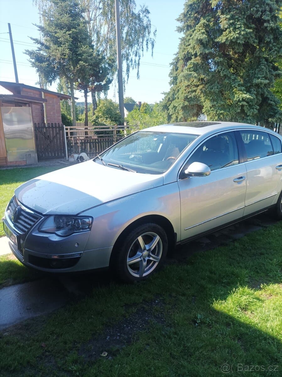 2009 Volkswagen PASSAT - 9