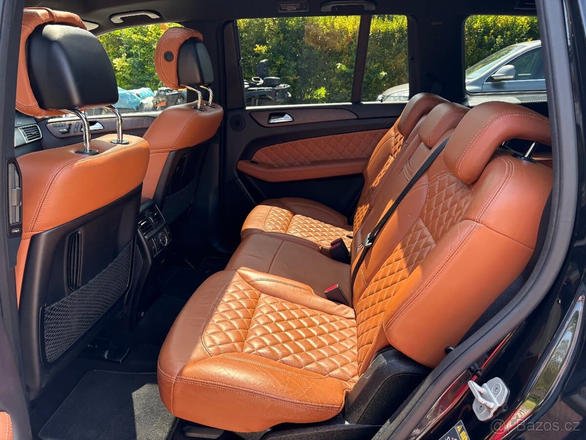2015 Mercedes-Benz GL - 9