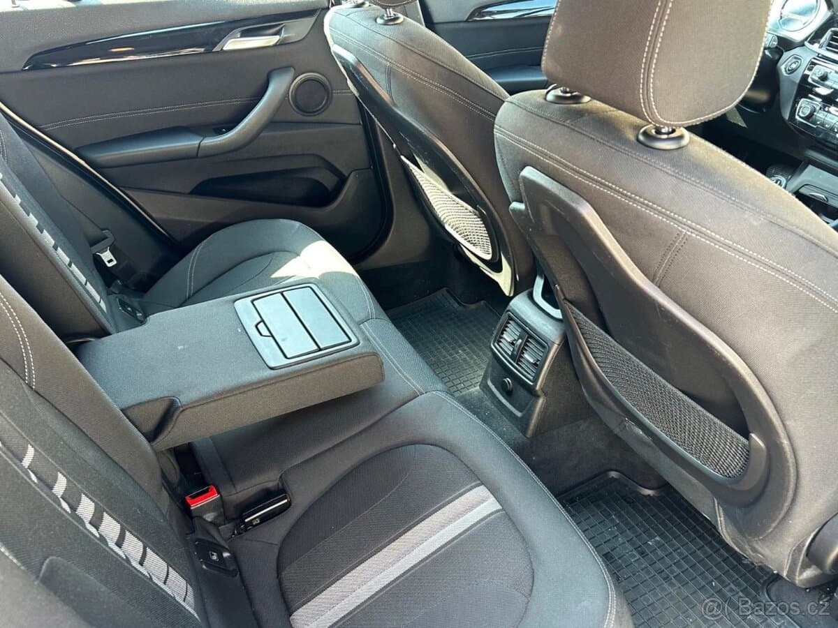 2018 BMW X1 - 9