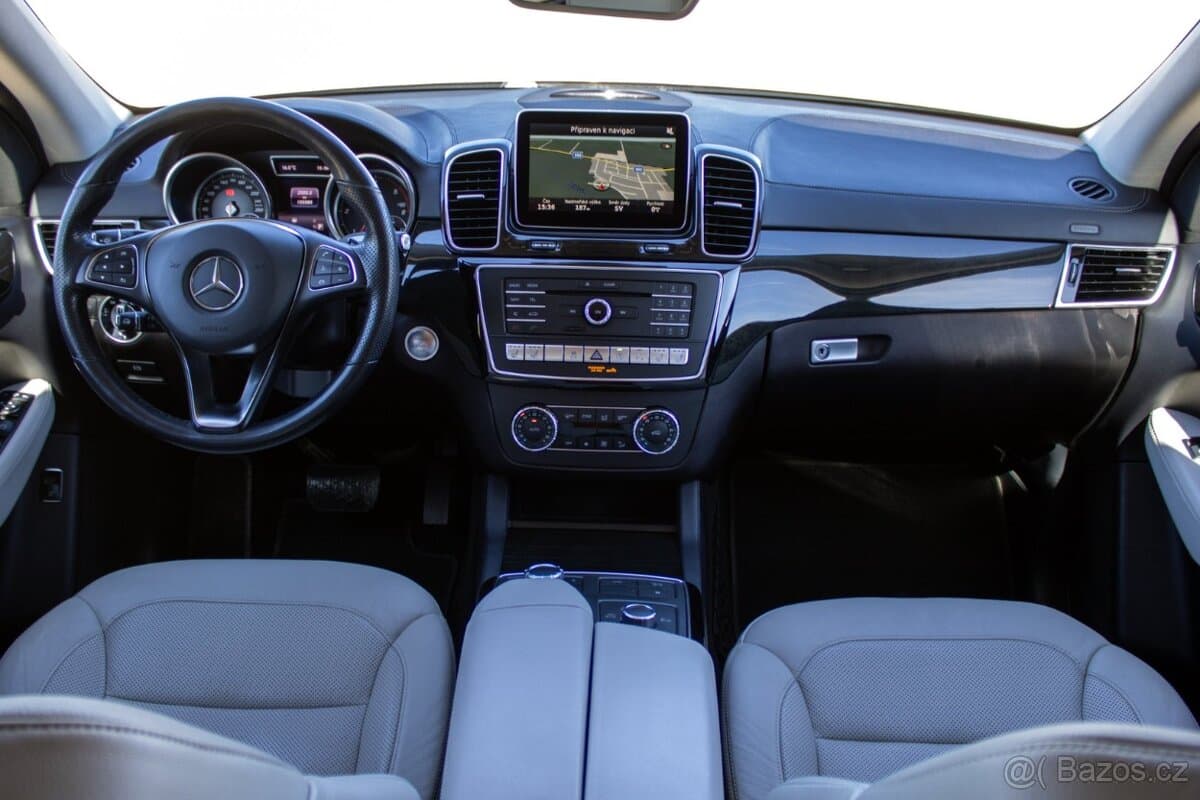 2016 Mercedes-Benz GL - 9