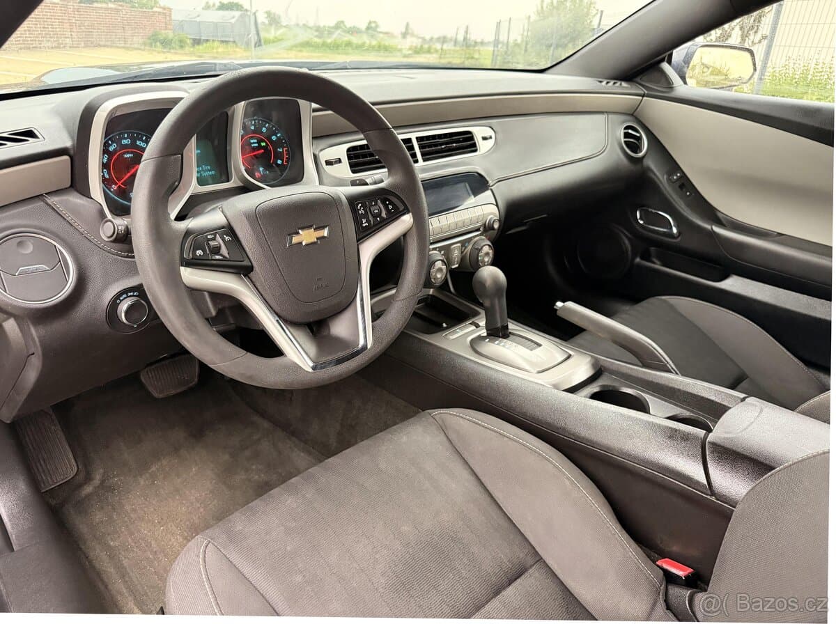 2014 Chevrolet CAMARO - 9