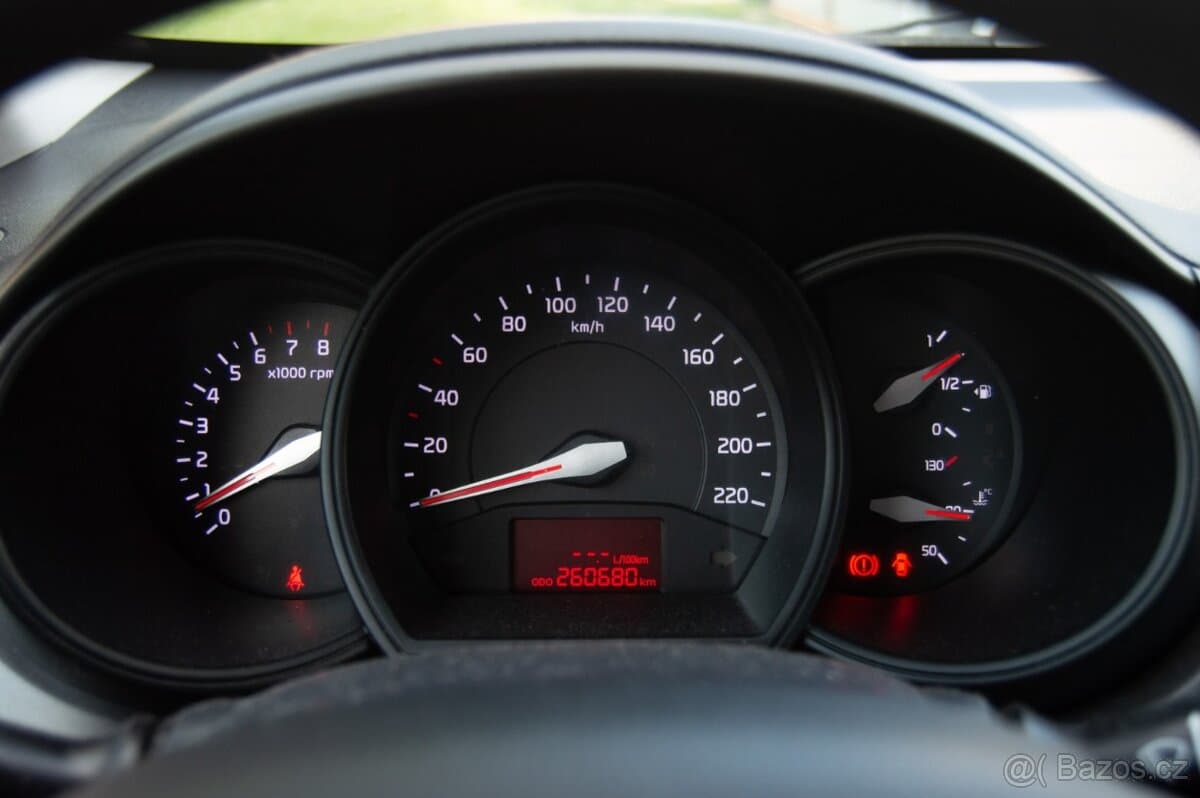 2014 Kia RIO - 9
