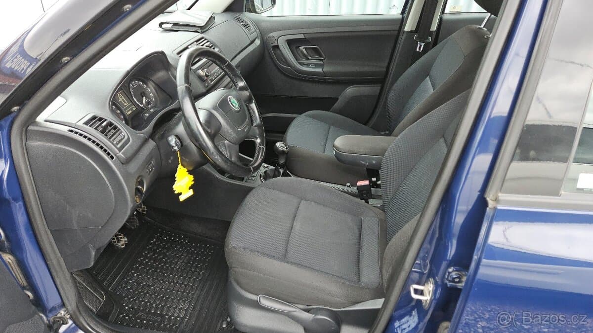 2010 Škoda FABIA - 9