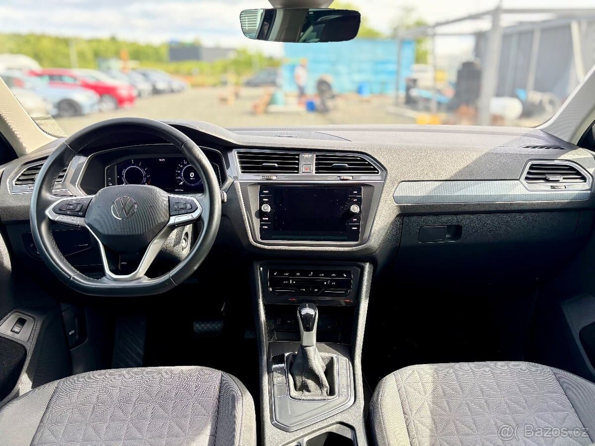 2022 Volkswagen TIGUAN - 9