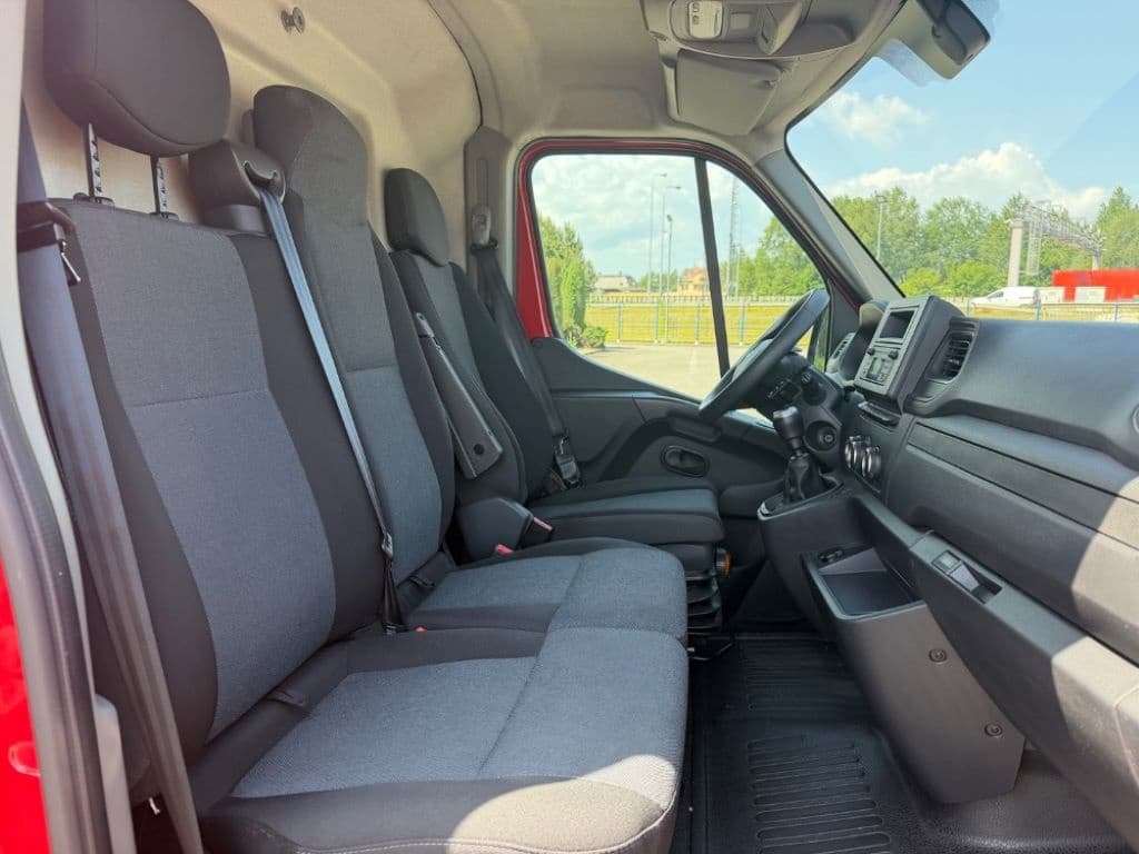2022 Renault MASTER - 9