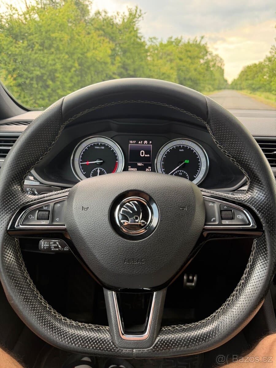 Škoda SUPERB - 9