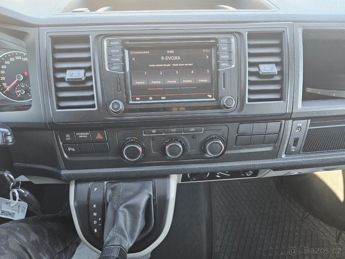 2016 Volkswagen TRANSPORTER - 9