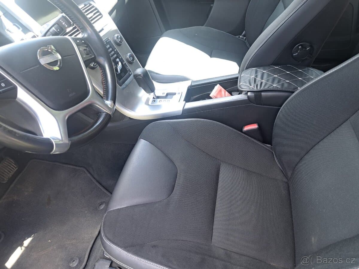 2011 Volvo XC60 - 9