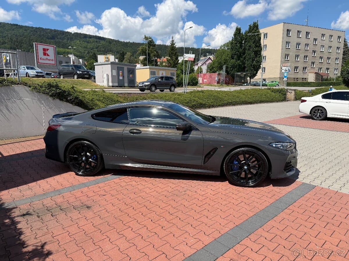 2025 BMW M8 - 9