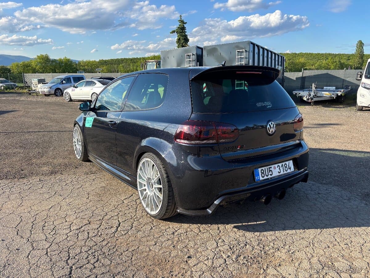 Volkswagen GOLF - 9