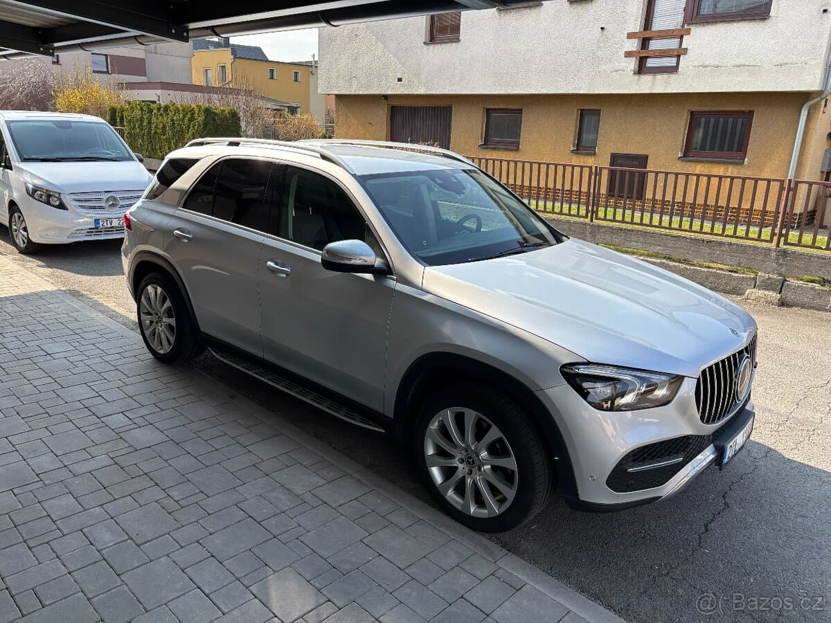 2019 Mercedes-Benz GL - 9