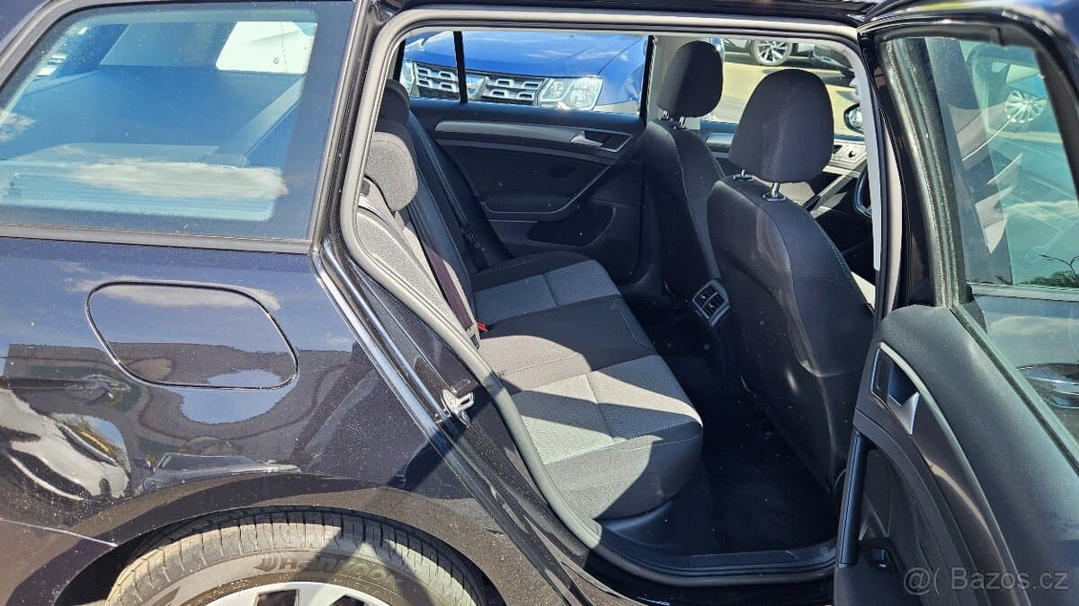 2016 Volkswagen GOLF - 9