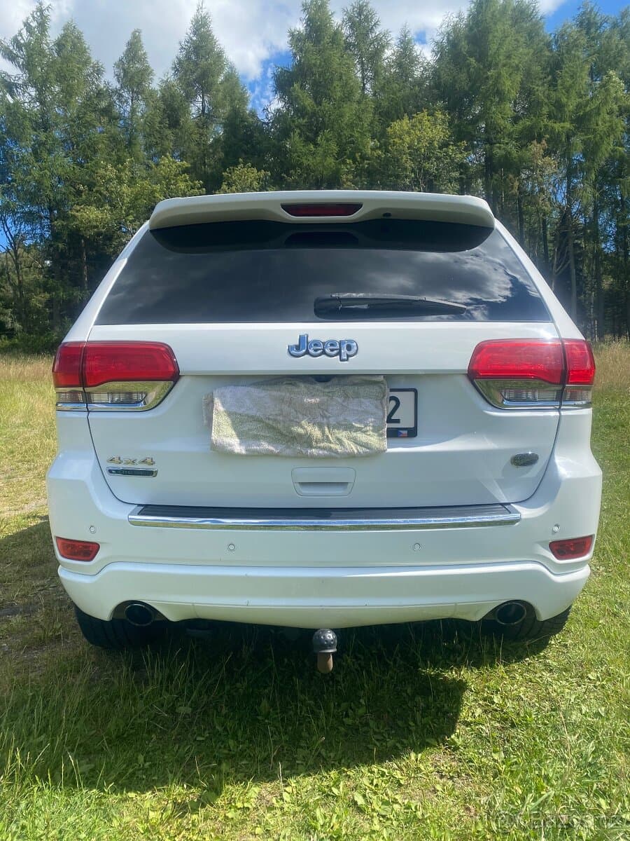 2015 Jeep CHEROKEE - 9