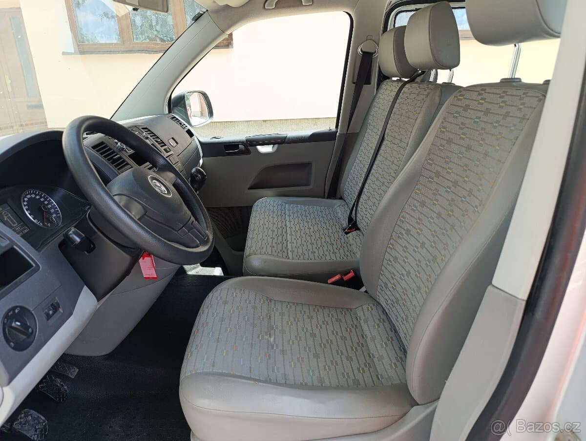 2010 Volkswagen TRANSPORTER - 9