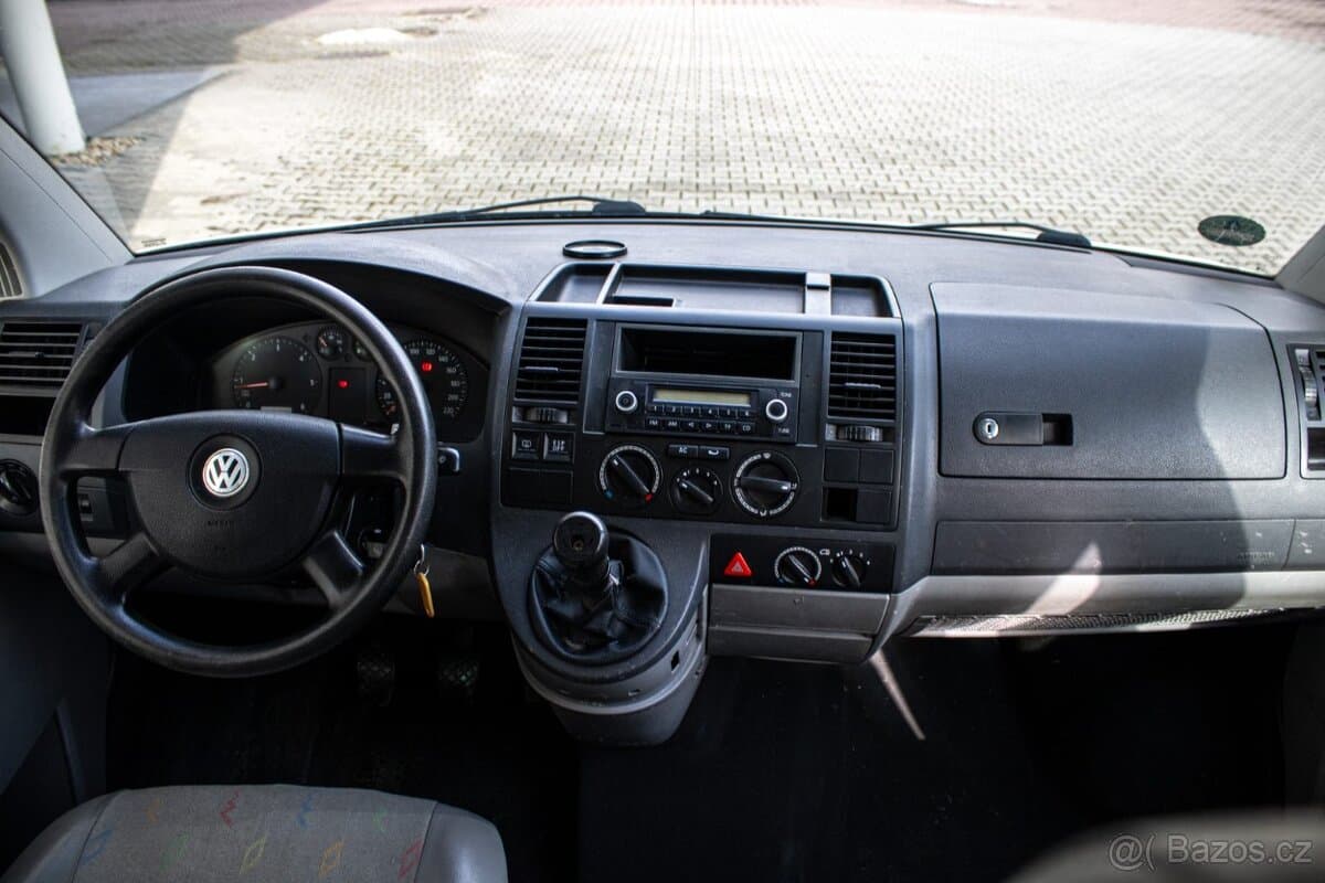 2009 Volkswagen TRANSPORTER - 9