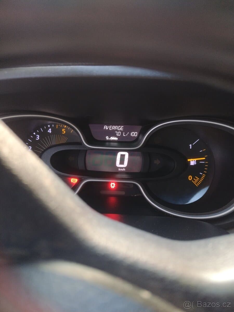 2015 Renault TRAFIC - 9