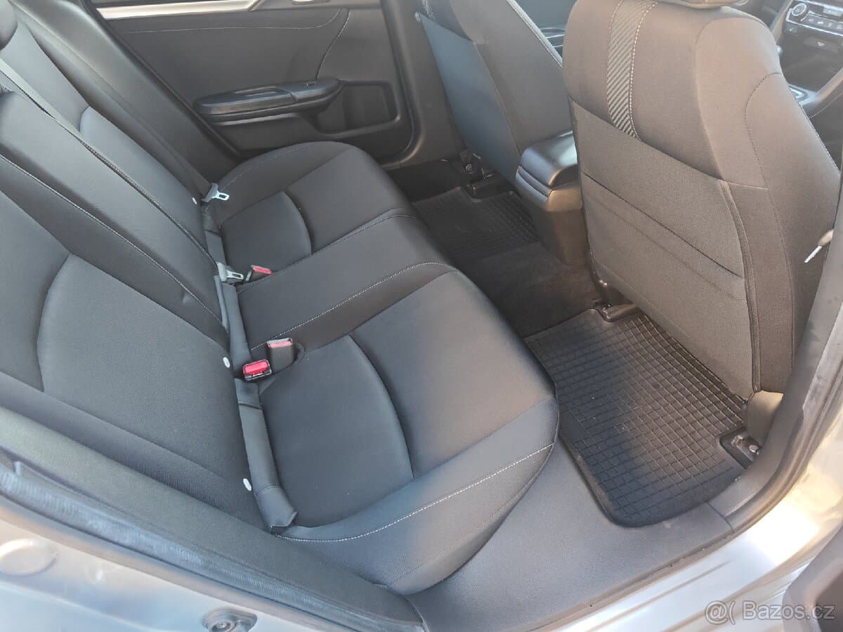 2018 Honda CIVIC - 9
