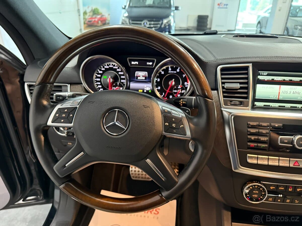 2013 Mercedes-Benz GL - 9