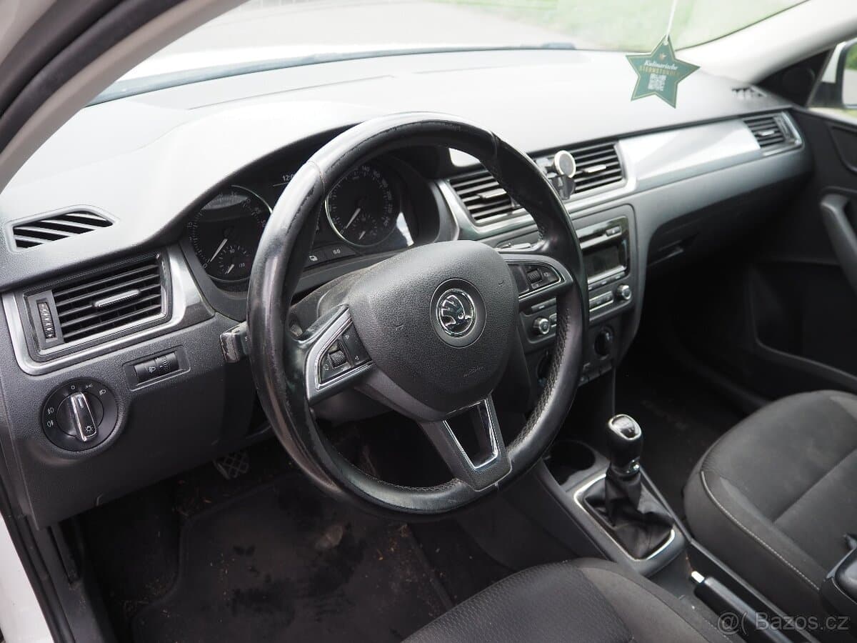 2014 Škoda RAPID - 9