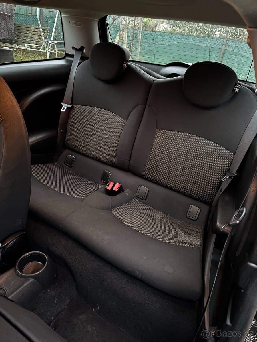 2010 Mini COOPER - 9