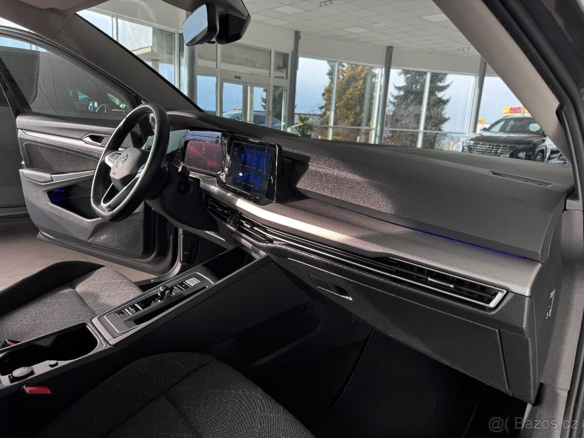 2023 Volkswagen GOLF - 9