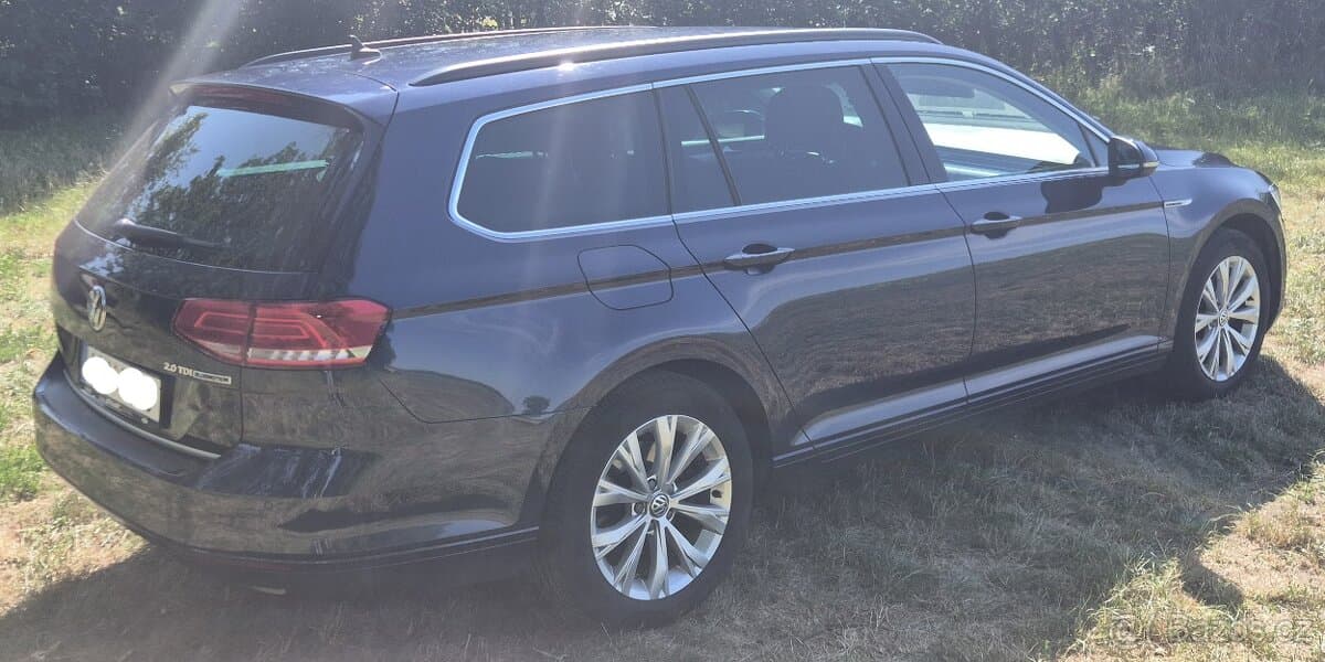 2016 Volkswagen PASSAT - 9