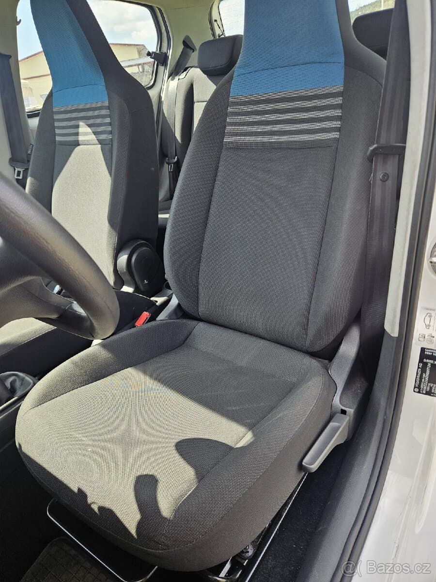 2016 Volkswagen UP! - 9