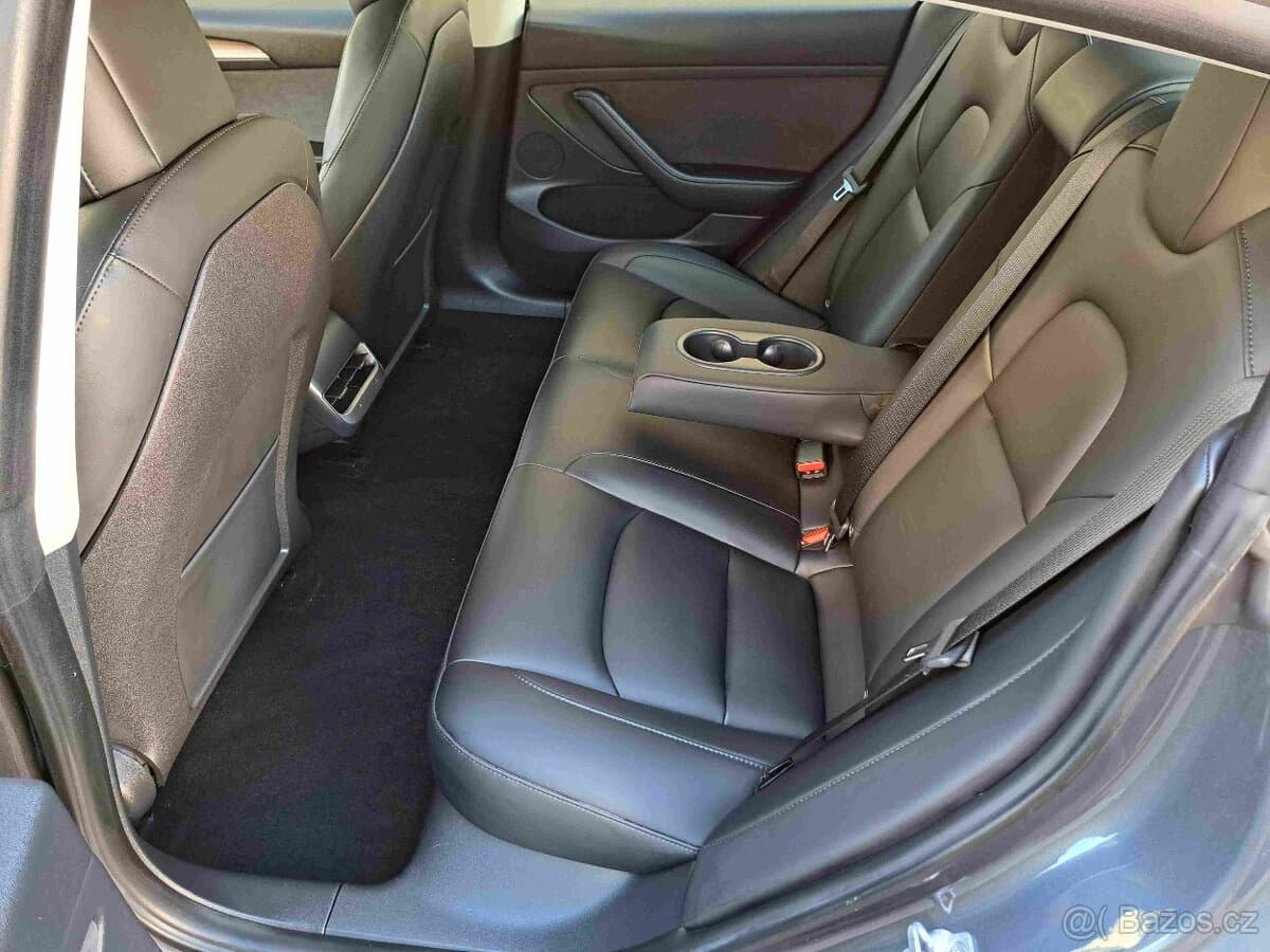2023 Tesla MODEL 3 - 9