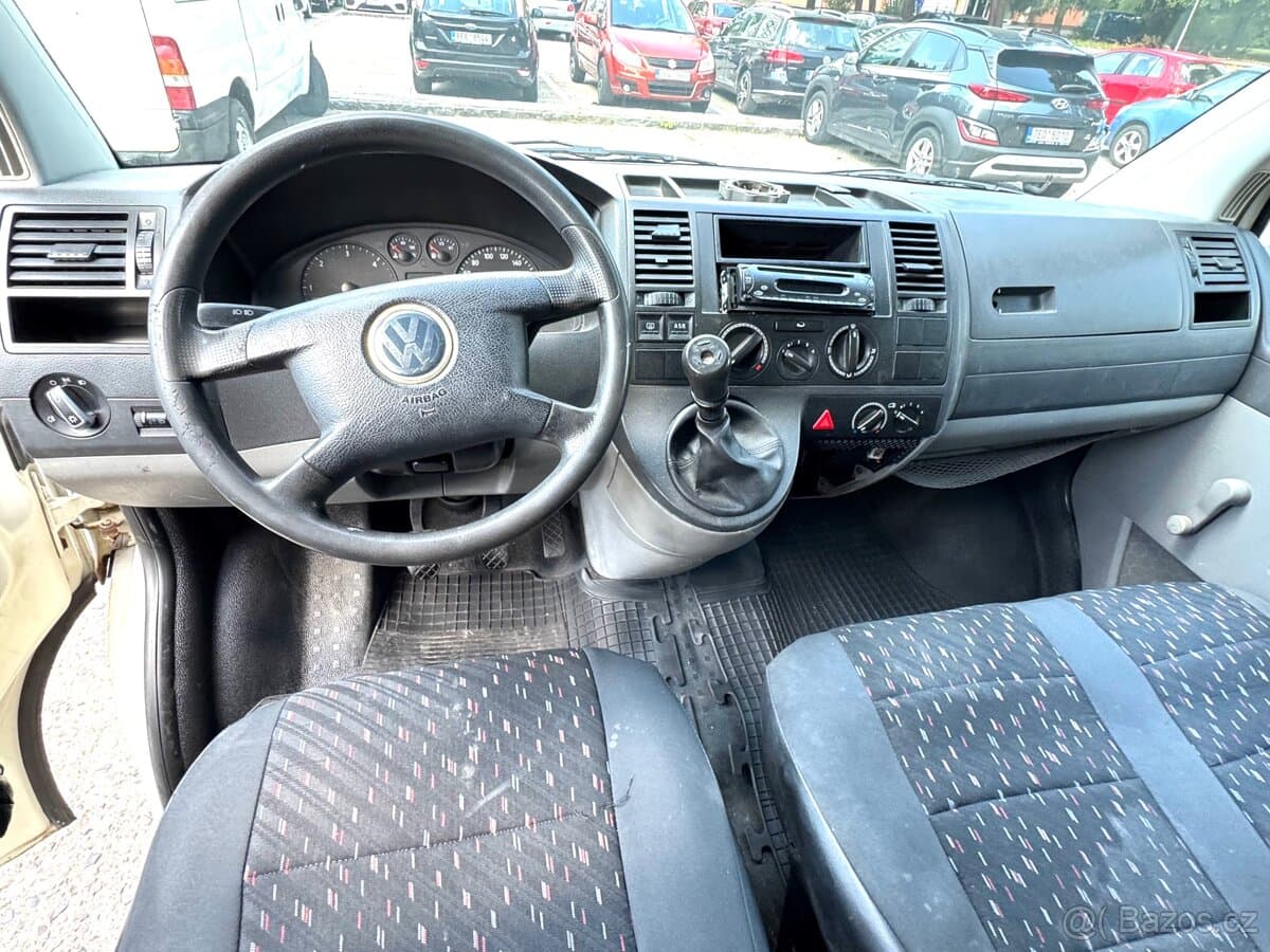 2005 Volkswagen TRANSPORTER - 9