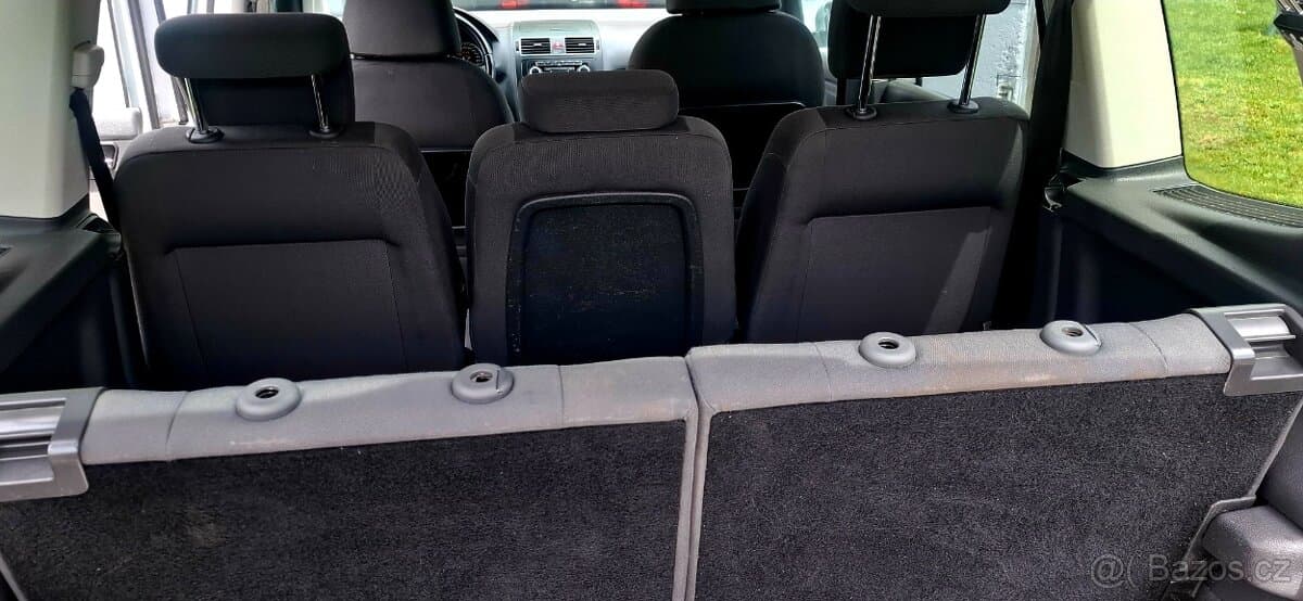 2010 Volkswagen TOURAN - 9