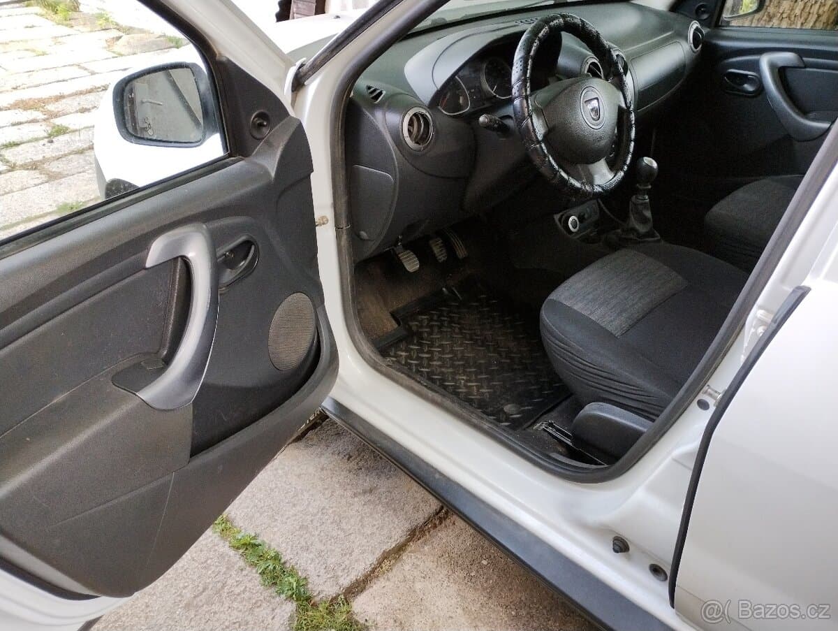 Dacia DUSTER - 9