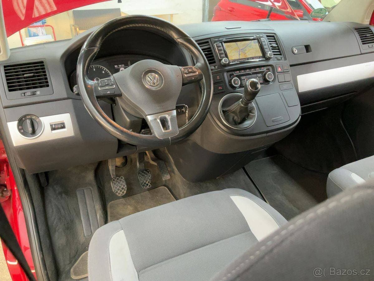 2014 Volkswagen MULTIVAN - 9
