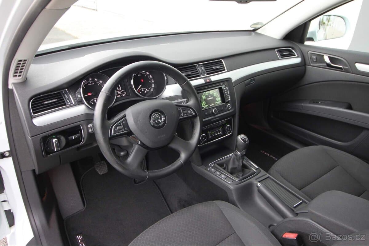 2015 Škoda SUPERB - 9