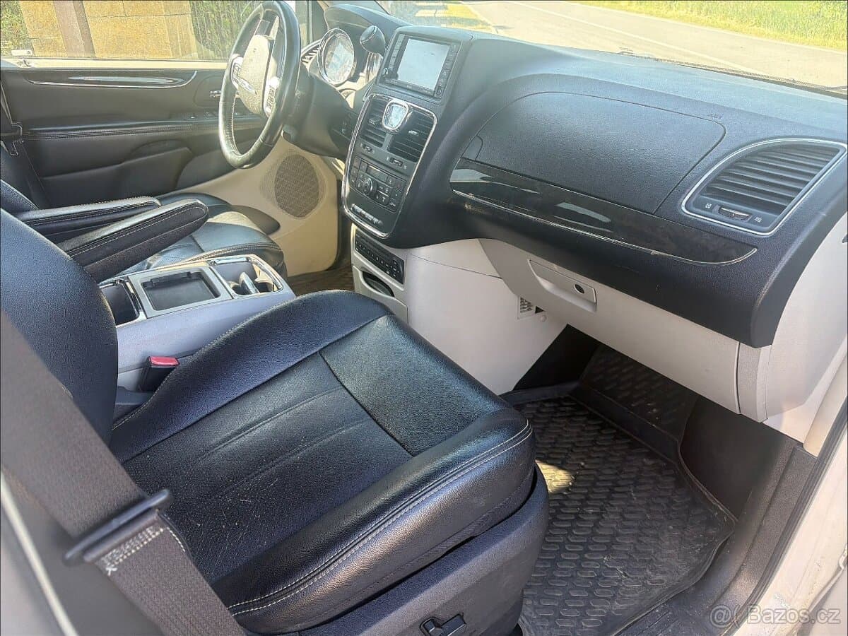 2011 Chrysler OSTATNÍ - 9