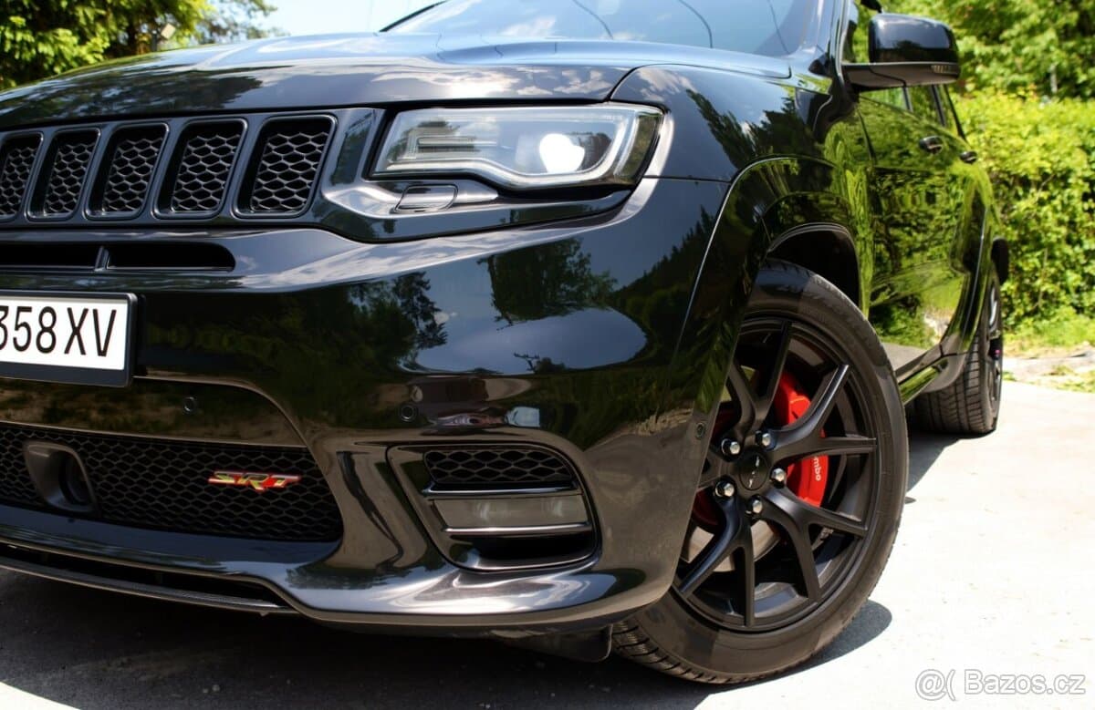 2019 Jeep CHEROKEE - 9